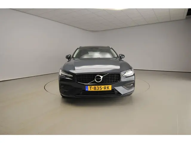 Volvo V60 2.0 B4 MHEV diesel R-Design 2021 Diesel 5
