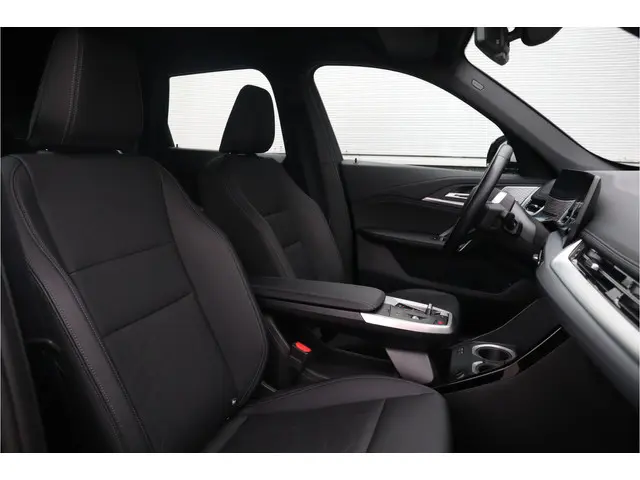 BMW X1 sDrive18i 2023 Benzine 3