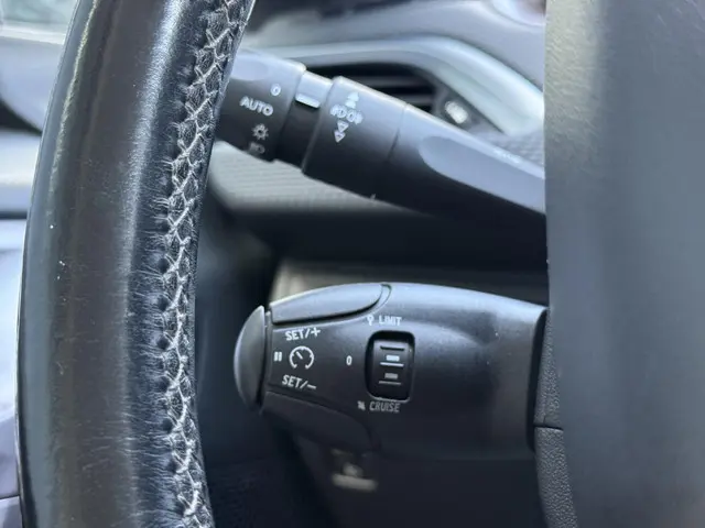 Peugeot 2008 1.2 PureTech Style 2015 Benzine 17