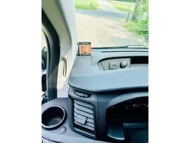 Ford Transit Custom 320 2.0 TDCI L2H2 Trend 2018 Diesel 17