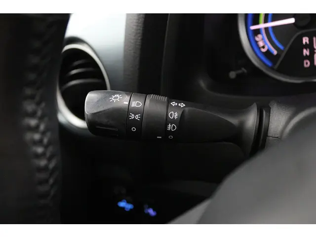 Toyota Auris 1.8 Hybrid Lease 2013 Hybride Benzine 31