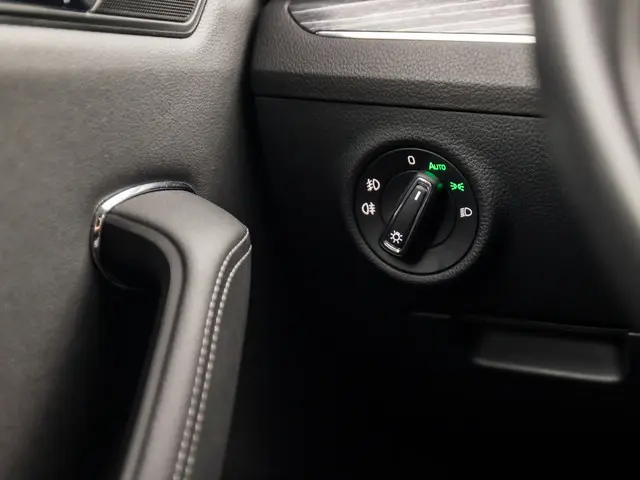 Škoda Superb Combi 1.5 TSI ACT Sport 2021 Benzine 25