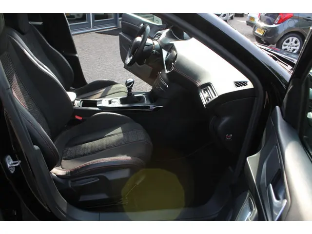 Peugeot 308 SW 1.2 PureTech GT-line 2017 Benzine 25