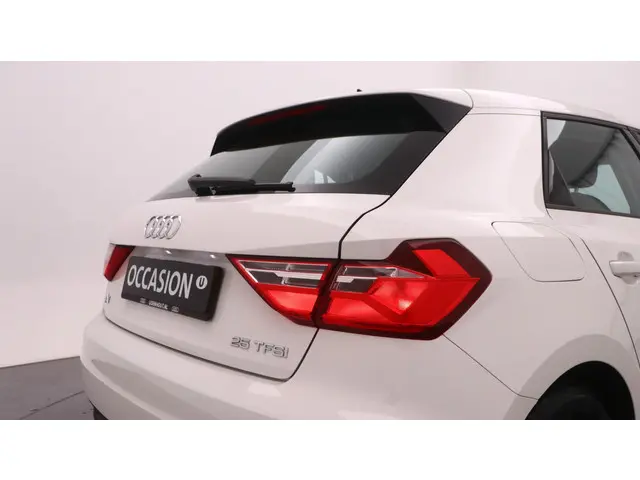 Audi A1 Sportback 25 TFSI Pro Line 2023 Benzine 27