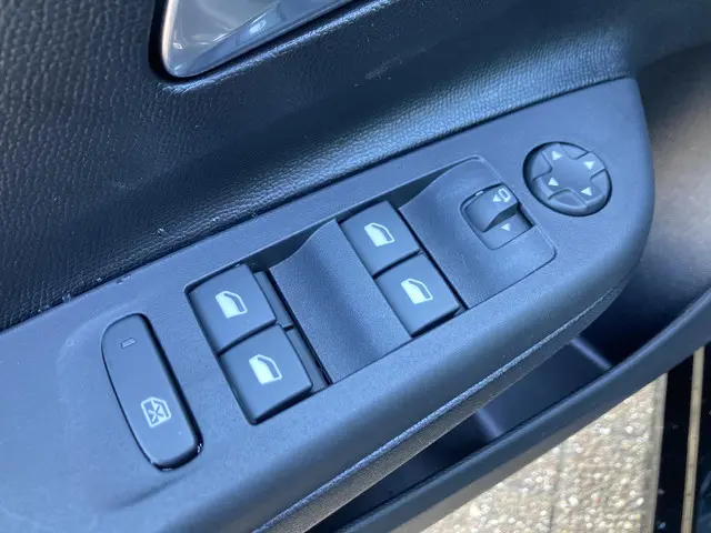 Opel Corsa 1.2 Turbo 100pk Edition 2026 Benzine 8