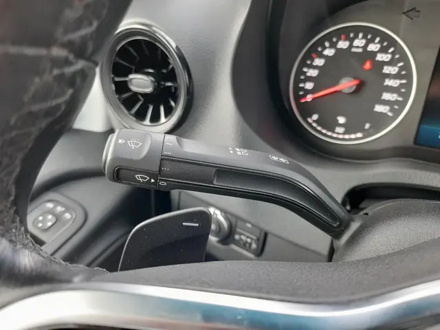 Mercedes-Benz Sprinter L2H2 2022 Diesel 26
