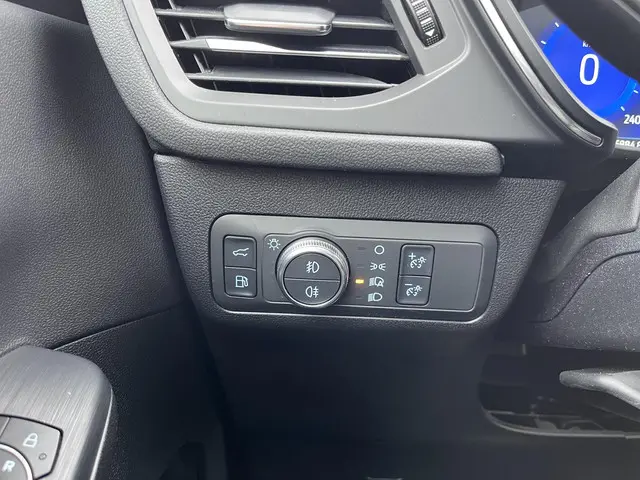 Ford Kuga 2.5 PHEV Titanium X 2022 Hybride Benzine 12