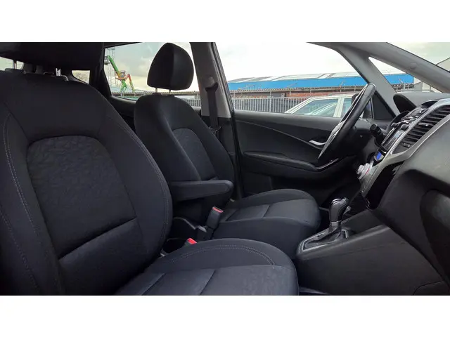 Hyundai ix20 1.6i 2016 Benzine 19