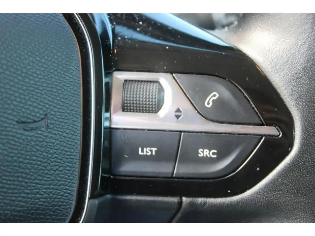 Peugeot e-208 EV Active 50 kWh 2020 Elektrisch 8