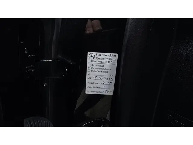 Mercedes-Benz A-Klasse 200 Luxury Line 2022 Benzine 19