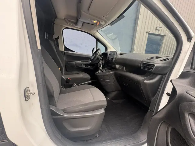Opel Combo 1.5D L1H1 Edition 2019 Diesel 22