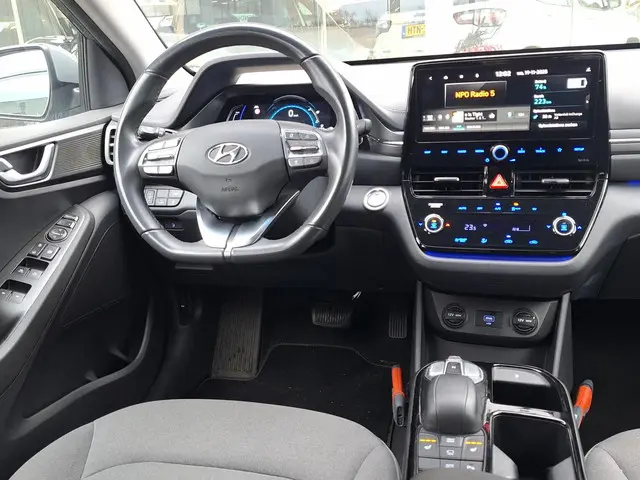 Hyundai IONIQ Comfort EV 38 kWh 2020 Elektrisch 16
