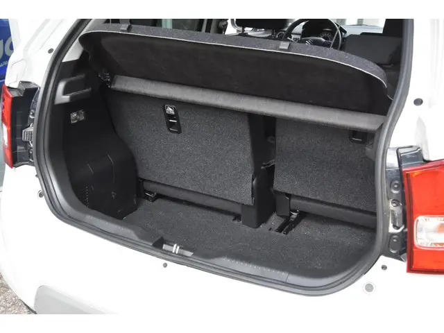 Suzuki Ignis 1.2 Smart Hybrid Style 2023 Hybride Benzine 22