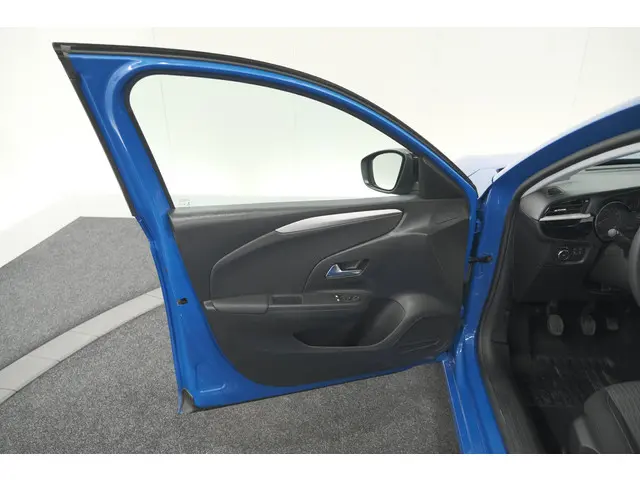 Opel Corsa 1.2 Edition 2022 Benzine 56