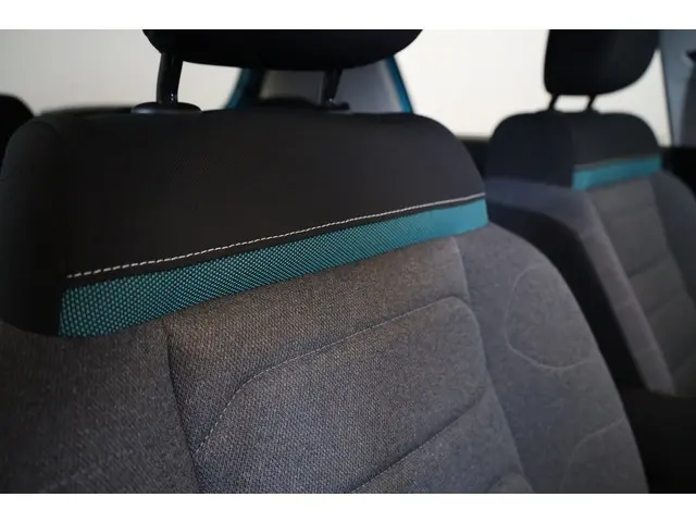 Citroën C3 PT 83 Shine 2021 Benzine 11