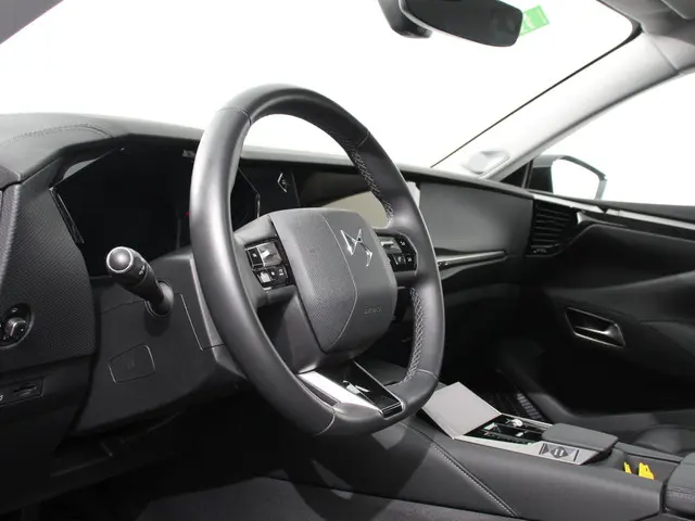 DS DS 4 1.2 PureTech Automaat Rivoli Cross 2023 Benzine 21