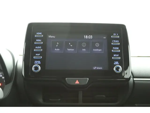 Toyota Yaris 1.5 Hybrid Active 2022 Hybride Benzine 8