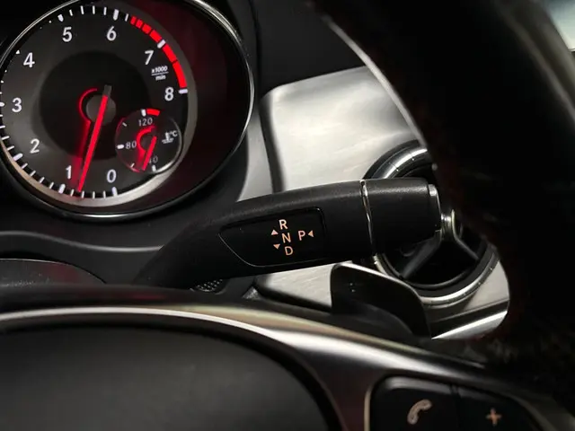 Mercedes-Benz CLA 180 AMG Sport 2015 Benzine 21