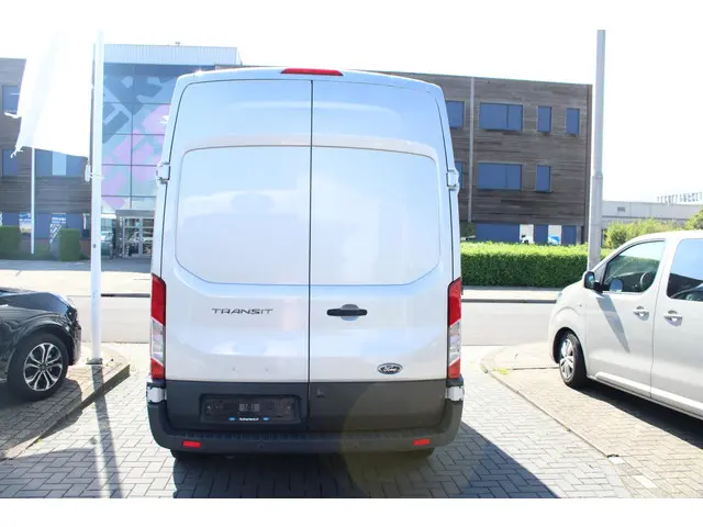 Ford Transit 350 2.0 TDCI L2H3 Trend 2018 Diesel 3