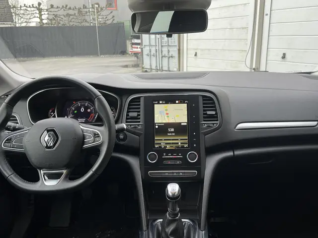 Renault Mégane Estate 1.3 TCe Limited 2019 Benzine 9