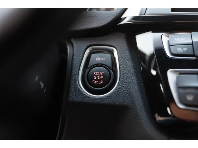 BMW 4 Serie Gran Coupé 418i Executive 2019 Benzine 44