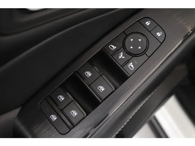 Nissan QASHQAI 1.3 MHEV Xtronic N-Connecta 2022 Benzine 22