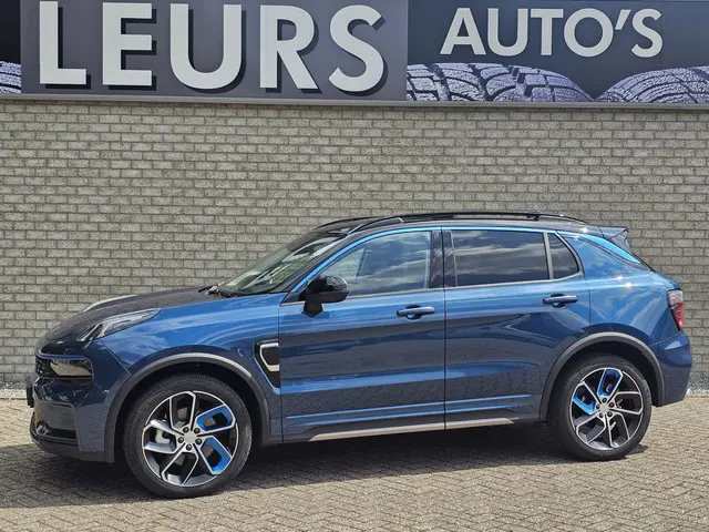 Lynk & Co 01
