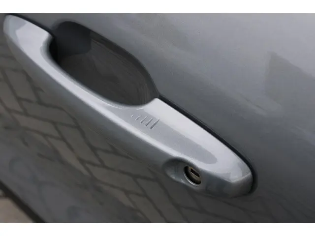 Ford Kuga 2.5 PHEV Titanium 2021 Hybride Benzine 32