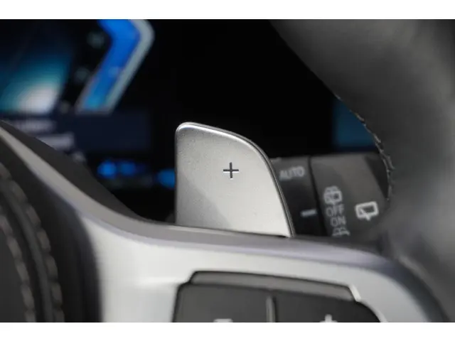 BMW X5 xDrive50e 2025 Hybride Benzine 13