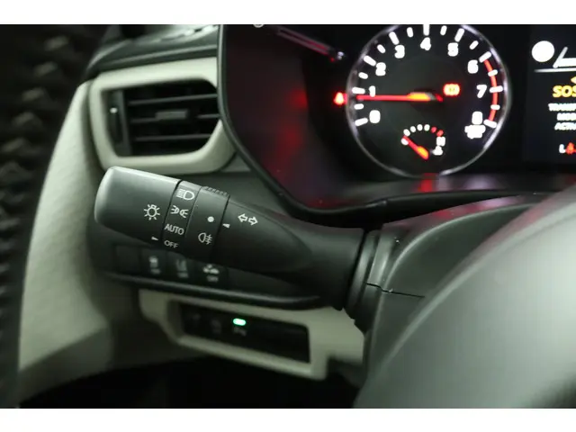 Suzuki Swift 1.2 Select Smart Hybrid 2025 Benzine 32