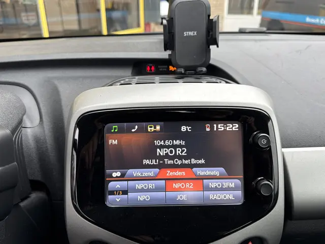 Toyota Aygo 1.0 VVT-i x-nav 2018 Benzine 11