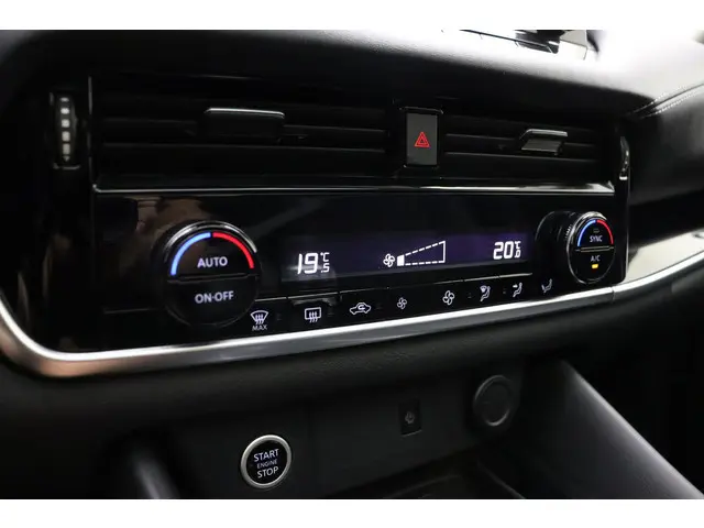 Nissan QASHQAI 1.3 MHEV N-Connecta 2022 Benzine 28