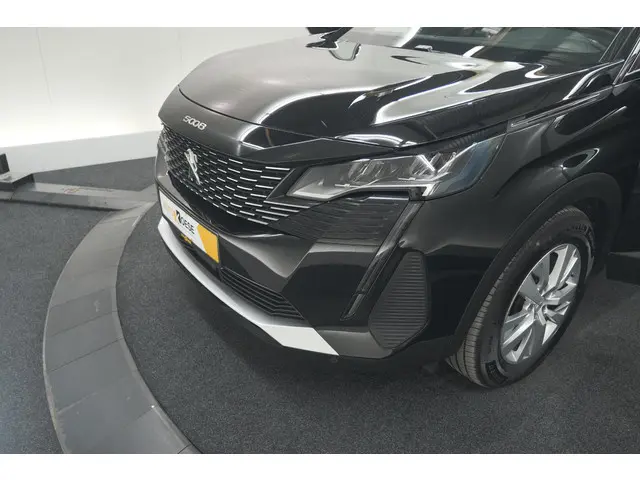 Peugeot 5008 PureTech 130 EAT8 Active Pack 2023 Benzine 16