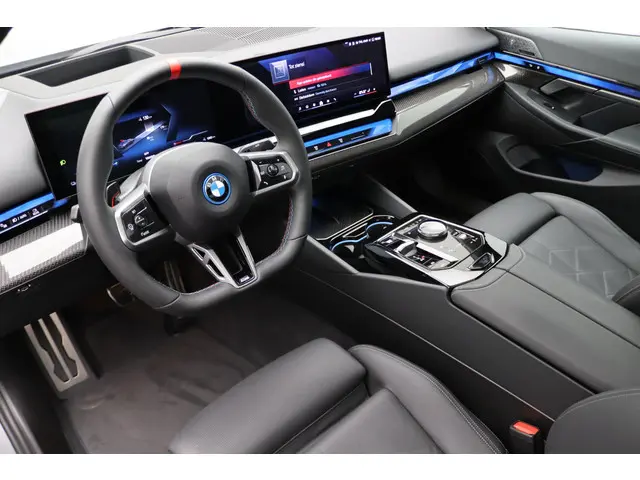 BMW i5 Sedan 2024 Elektrisch 8