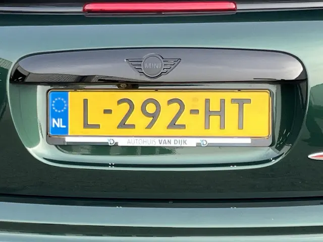 MINI Cooper Cabrio 2.0 John Works Chili 2017 Benzine 62