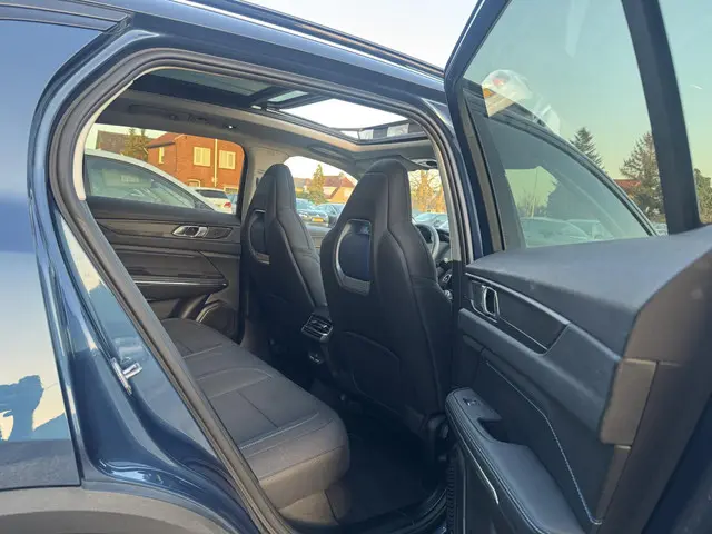 Lynk & Co 01 1.5 2022 Hybride Benzine 18