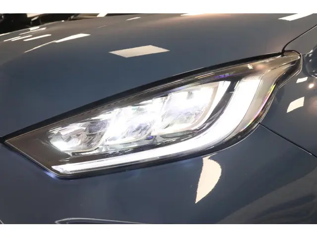 Toyota Yaris 1.5 Hybrid Executive 2021 Hybride Benzine 27