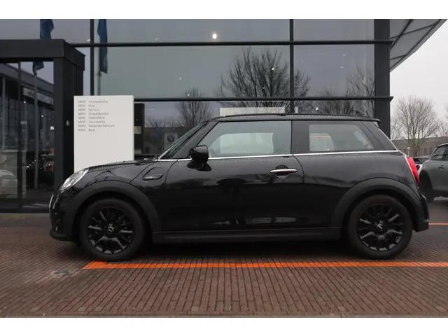 MINI 3-Deurs Cooper 2024 Benzine 4