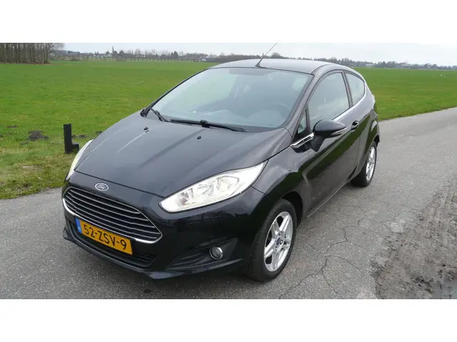 Ford Fiesta 1.0 EcoBoost Titanium 2013 Benzine 8