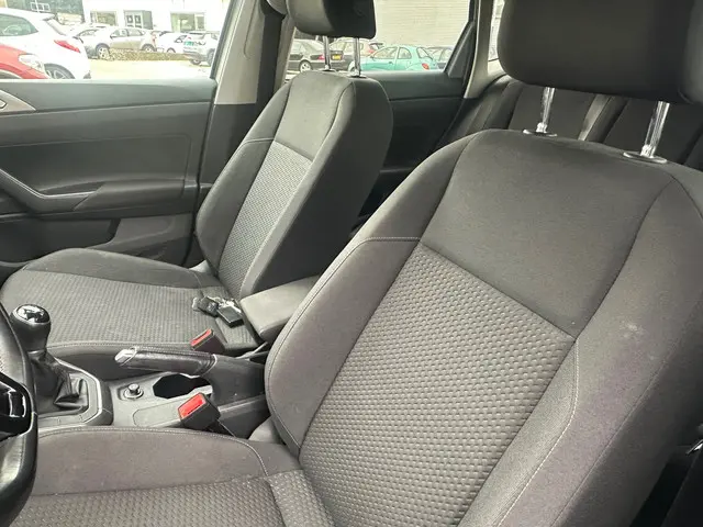 Volkswagen Polo 1.0 MPI Comfortline 2019 Benzine 18