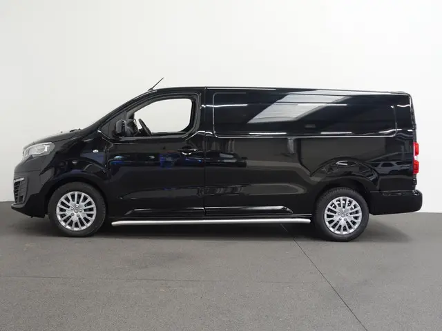 Peugeot Expert 2.0 BlueHDI 145PK L3 Automaat 2023 Diesel 32