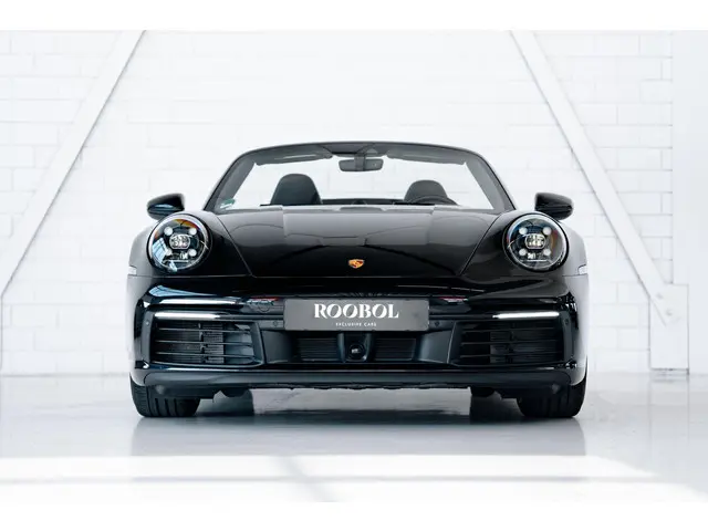 Porsche 911 Carrera 4S Cabriolet 2020 Benzine 23