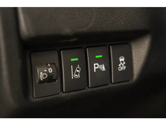 Honda Jazz 1.3i VTEC COMFORT 2018 Benzine 18
