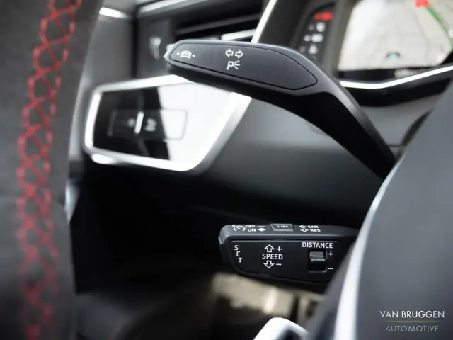 Audi RS6 Avant 4.0 TFSI quattro 2021 Benzine 29