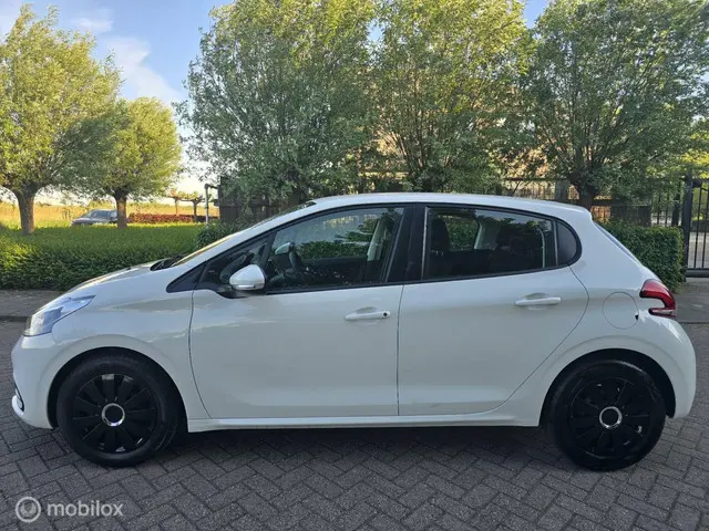 Peugeot 208 1.2 PureTech Allure Nieuwe APK 2019 Benzine 8