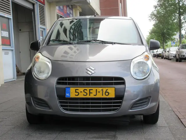 Suzuki Alto 1.0 Comfort EASSS 5 Deurs Airco 2013 Benzine 6