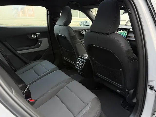 Polestar 2 Long Range Dual Motor AWD 2022 Elektrisch 15