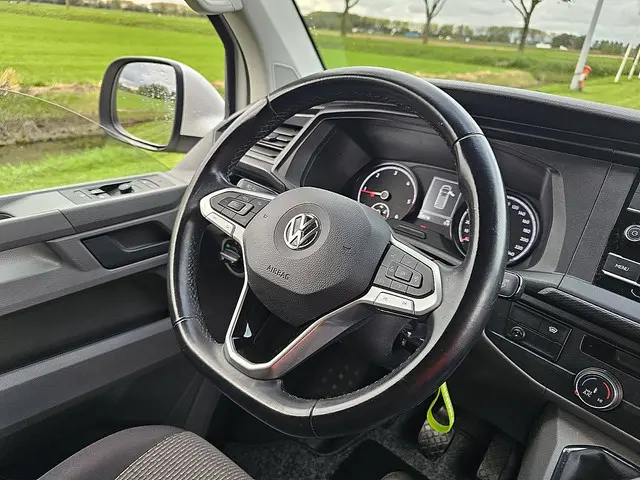 Volkswagen Transporter 2.0 TDI 2020 Diesel 11