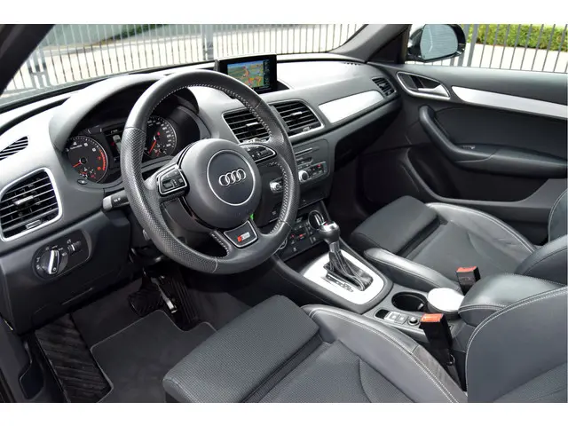 Audi Q3 1.4 TFSI CoD Sport S Line Edition 2017 Benzine 13