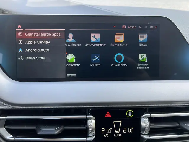 BMW 1 Serie 118i *Carplay*ECC*Garantie 2021 Benzine 20
